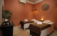 โรงแรมเซ็นทรัล พริวิเลจ - ที่มีสปา