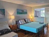 Studio 1 Motel Hotels near Sun Splash Park