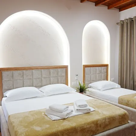 Arial Penthouse Suites