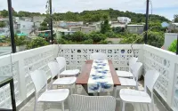 Sea-breeze homestay