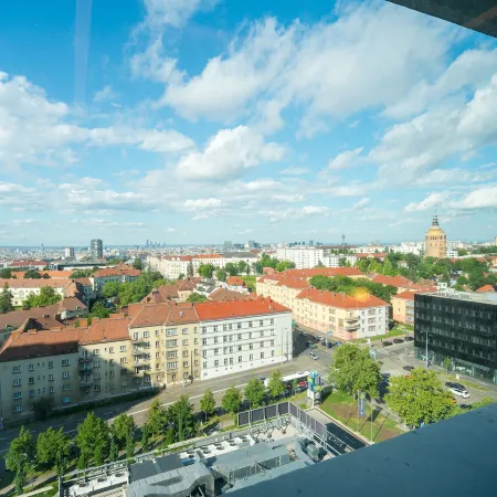 Vienna Residence, Philips Haus - Europlaza Отели рядом с достопримечательностью «23. Лизинг»