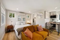 Cozy Casita - Minutes To Autzen & Downtown 1 Bedroom Home