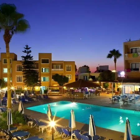 Kefalos Damon Hotel Apartments