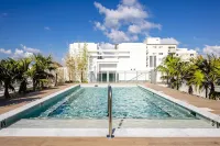 Dolce by Wyndham Miami Beach - 4-Star