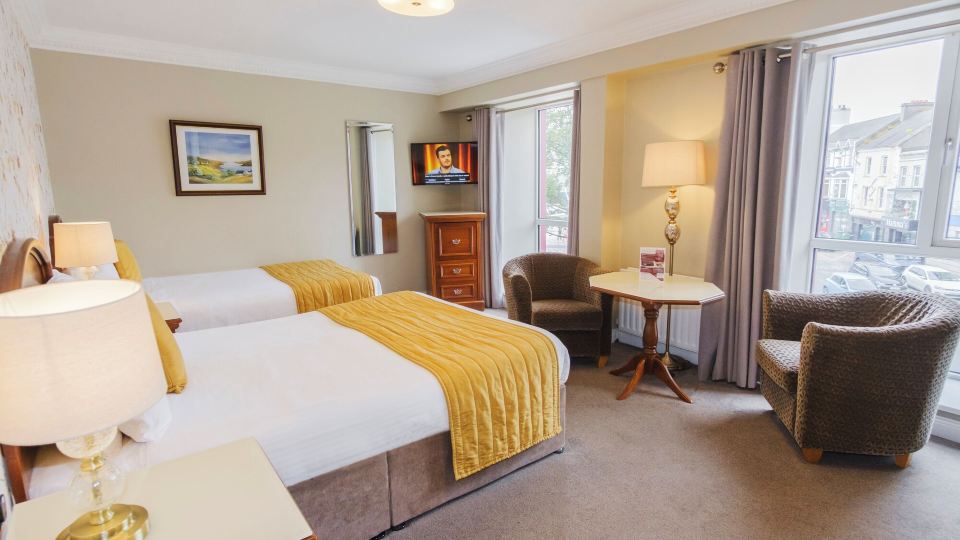 Central Hotel Donegal
