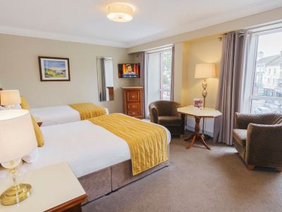 Central Hotel Donegal