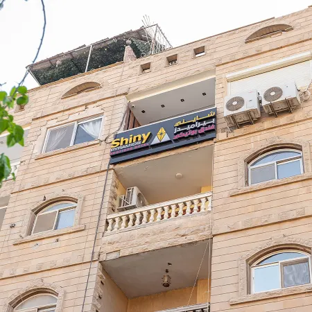 Shiny Pyramids Boutique Hotel