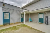 Fire Pit & Grill! Spacious Port Huron Home By Dtwn - Homestays