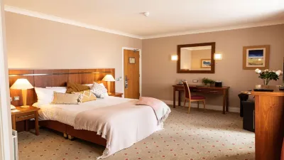 Lahinch Coast Hotel and Suites Hotel di 