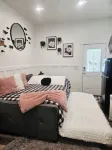 Modern Studio with Washer & Dryer - 3-Star