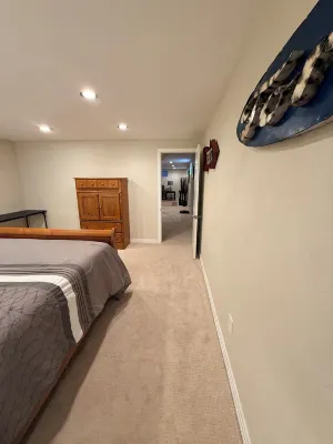 Private 1,200 Sq Ft Retreat with Near Red Rocks, Denver and Olde Town Littleton