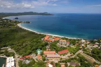 Top-Floor Condo with Sweeping Ocean, Mountain & Marina Views