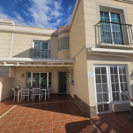 Luxury Renovated Duplex with Pools Private Jacuzzi