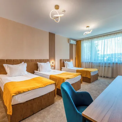 Hotel Montecito Hotels near Park "Botunets"