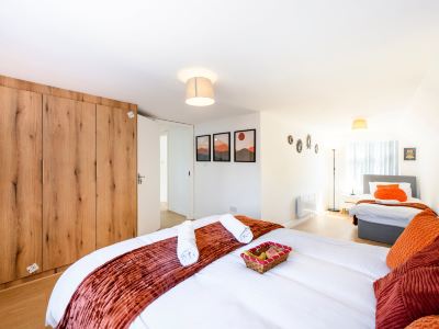 Quinton Top Flr, Sleeps 7, HighSt 3min, Prkg, A-Rd
