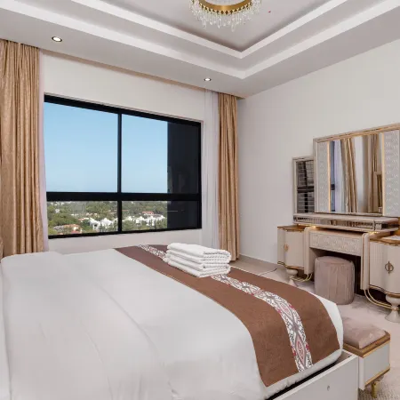 Mira Heights Suite & Conferencing