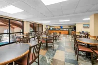 Comfort Inn at Thousand Hills - sarapan