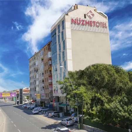 Nuzhet Hotel