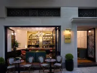 Villa Brown Ermou, a Member of Brown Hotels Hotel berhampiran Parlimen