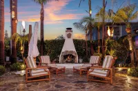 Plantation Beach Cottage - Historic Encinitas Walking District - 4-Star