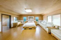 Jecheon Lake Sunrise Spa Pension - Pools