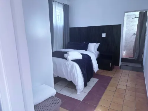 Apartment 3 - Private, Pet-Friendly Apartment in Roodepoort with Pool Access - 3-Sterne