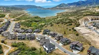 The Vista Sleeps 14 Hot Tub Arcade Views - Homestays