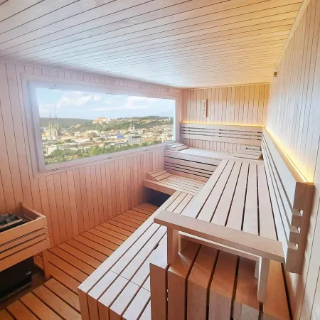 Cosmopolitan Bobycentrum - Czech Leading Hotels