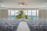 DoubleTree Resort & Spa by Hilton Hotel Ocean Point - North Miami Beach - Jacuzzi