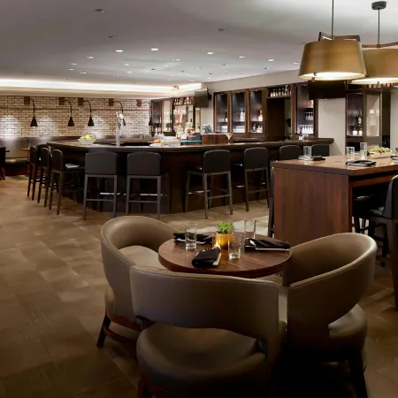 Marriott Hartford/Windsor Airport Отели в г. Виндзор