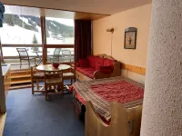 ARC 1600 Studio top floor south-facing terrace sleeps 4 - Homestays