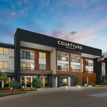 Courtyard Dallas Lewisville