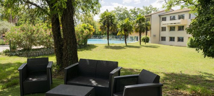 Logis Hotel Restaurant Spa les Oliviers Hotels in Drome