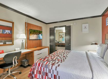 Red Roof Inn Uhrichsville
