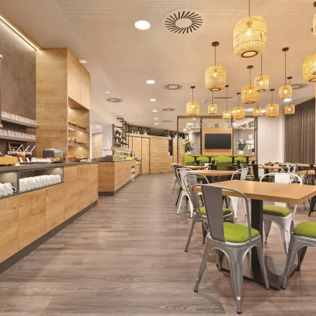 Super 8 by Wyndham Chemnitz