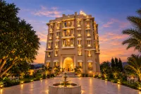 Satyam Palace Resort - ที่มีสระว่ายน้ำ