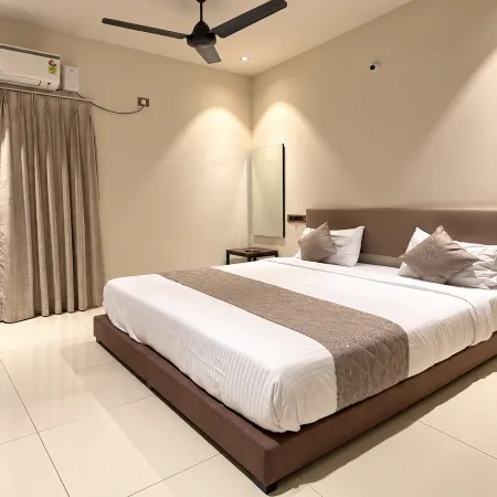 Hotel GMR Pearls