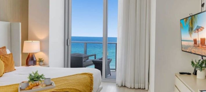 Beachfront Condo Front Oceanview Balcony Pools Hotels in Hallandale Beach