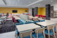 Home2 Suites by Hilton St. Joseph - Bữa sáng