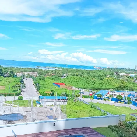 Mactan Newtown Staycation