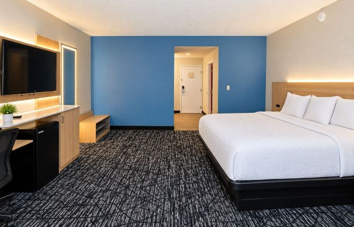 Gold Vault Inn