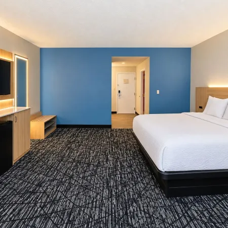 Gold Vault Inn