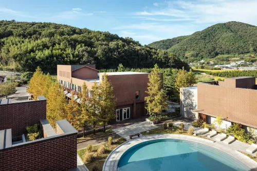 IJE Namhae - Pools