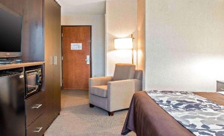 Sleep Inn & Suites Oregon - Housity