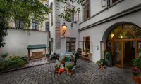 3 Epoques Apartments by Adrez Hotels in Prag
