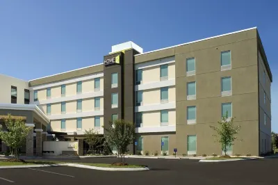 Home2 Suites by Hilton Hattiesburg Hotel berhampiran Main Street United Methodist