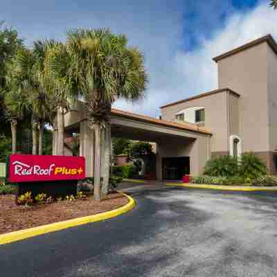 Red Roof Plus+ Palm Coast Hotel Exterior