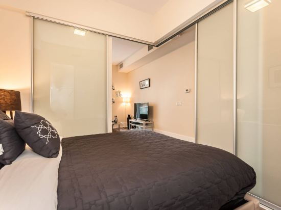 L6 - Loft in Central Downtown