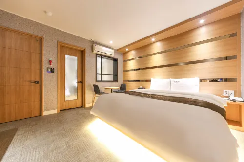 Hotel Two Heart - vasca da bagno