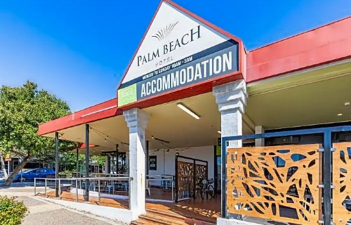 Palm Beach Hotel